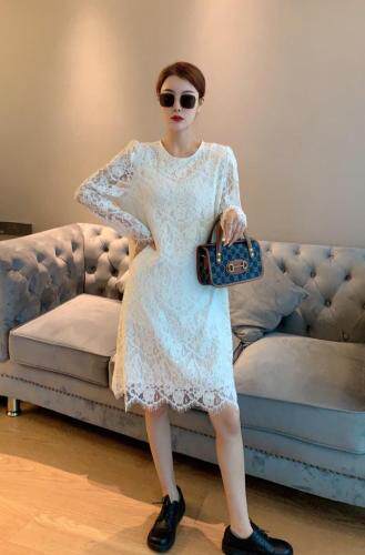 2021秋季新款简约设计蕾丝连衣裙，女装连衣裙，程稀