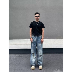 美式复古潮流破洞牛仔裤男款刮烂破坏宽松水洗直筒阔腿裤拖地长裤图片