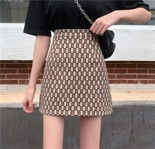 高腰a字半身裙夏款包臀短裙女2021新款时尚裙子，女装半身裙，潮品会