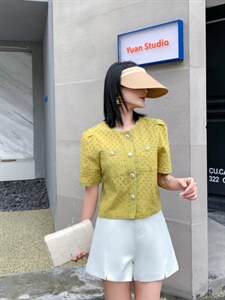刺绣小香风上衣图片