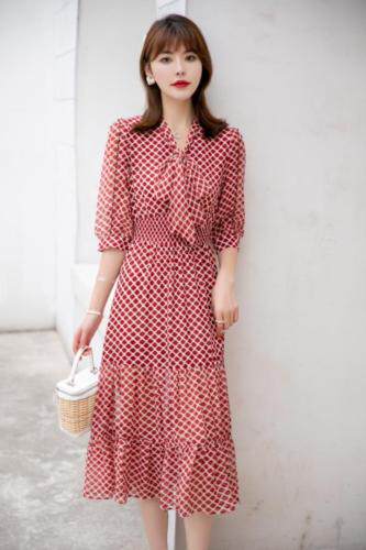 专柜同款连衣裙，女装连衣裙，艾美欧歌