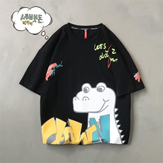黑色