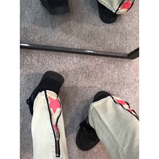 黄色