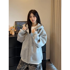 抖音得物高品质26春装美式高街铆钉杜宾犬耳朵开衫卫衣外套W125，女装短外套，电商A486-1