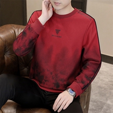 红色