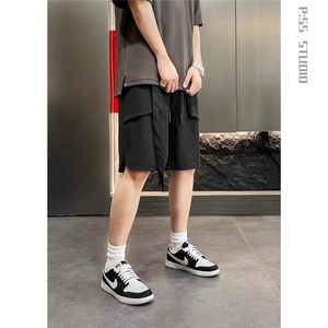 2025新款美式机能风大口袋工装短裤男夏季户外休闲宽松潮牌五分裤,绿短风衣怎么搭配图片