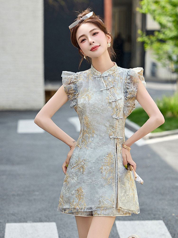 （现货）2025新款收腰显瘦新中式g风刺绣短裤两件套连衣裙套装,女装套装/套裙,小九月