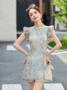 （现货）2025新款收腰显瘦新中式g风刺绣短裤两件套连衣裙套装图片