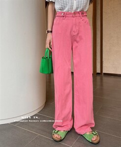 现货 夏季浅色牛仔裤图片