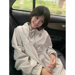 户外防晒冲锋衣女款夏季韩系早春穿搭小个子短款薄外套 F778图片