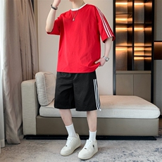 红色