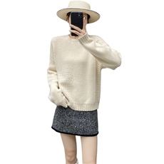 2025年秋季新款纯色圆领桃洞针织长袖套头上衣女，女装针织衫/毛衣，织绒羊