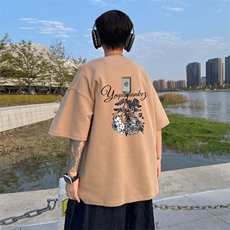 浅卡其