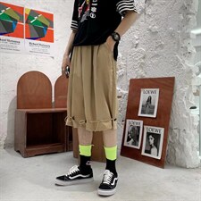 卡其色
