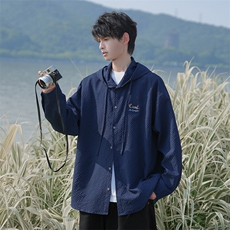 藏青色