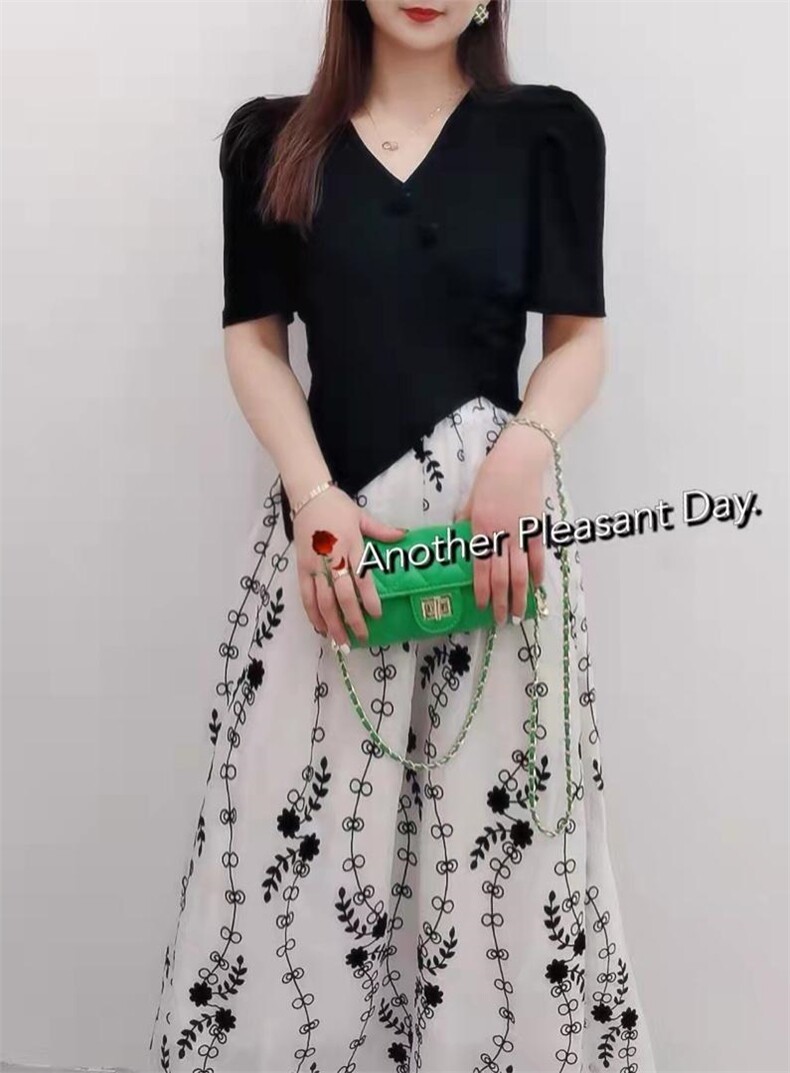 【夏季新款】套装上下两件套显瘦印花半身裙，女装职业装，笑思源