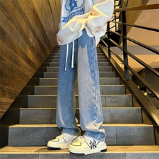 浅蓝色