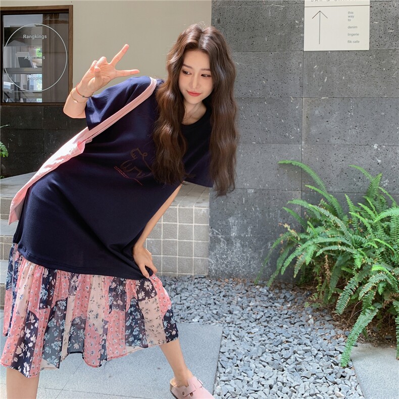 休闲卡通碎花拼接T恤连衣裙女夏季2025新款特别漂亮今年流行裙子,女装连衣裙,2C305