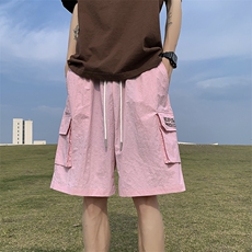 粉红色