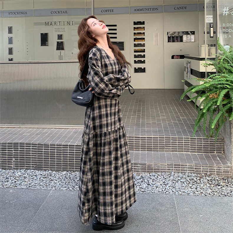 韩版收腰撞色格子长袖V领连衣裙女2025春秋季新款复古气质长裙子,女装连衣裙,2C009