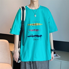 湖绿色