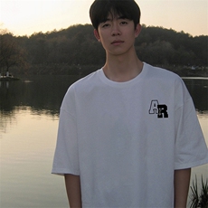 白色