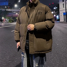 深咖啡色