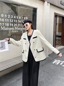 撞色边小香风外套图片