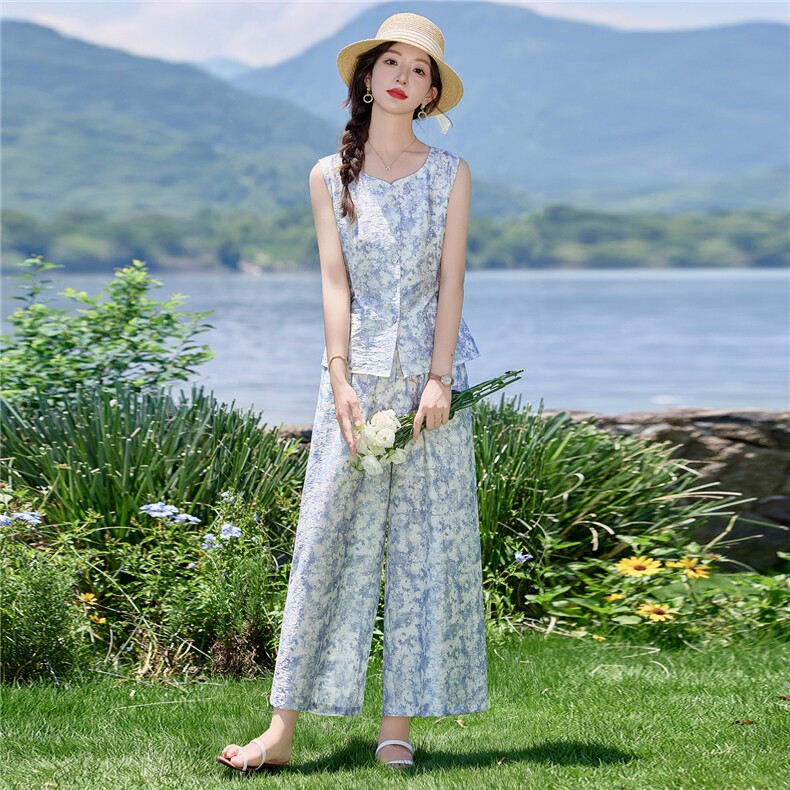 2868时尚气质印花两件套装,女装套装/套裙,罗得堡
