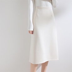2025年秋季毛呢人字纹后开叉半裙时尚休闲百搭，女装半身裙，九戎