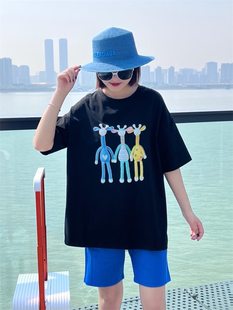 OUGNI现货时尚重工镶钻卡通短袖T恤，女装T恤，OGENI 欧葛妮