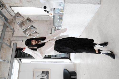 【现货】秋季新款不规则压皱半裙，女装半身裙，易霏金熙