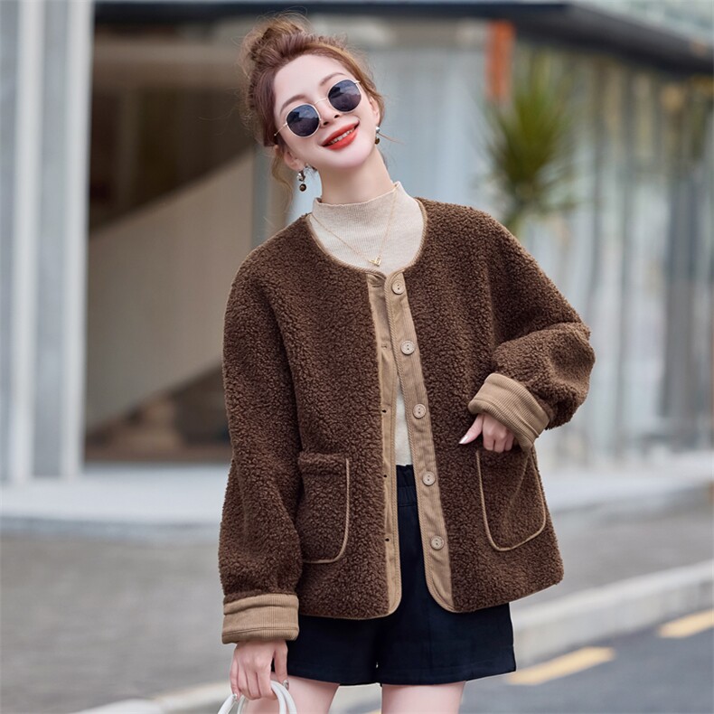 时尚撞色拼接毛呢外套女装显瘦保暖皮毛一体大衣，女装毛呢外套，微微衣阁