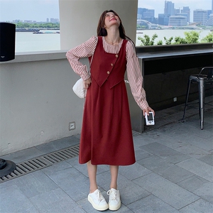 法式气质条纹衬衫拼接红色假两件连衣裙女2025春秋季新款收腰显瘦图片