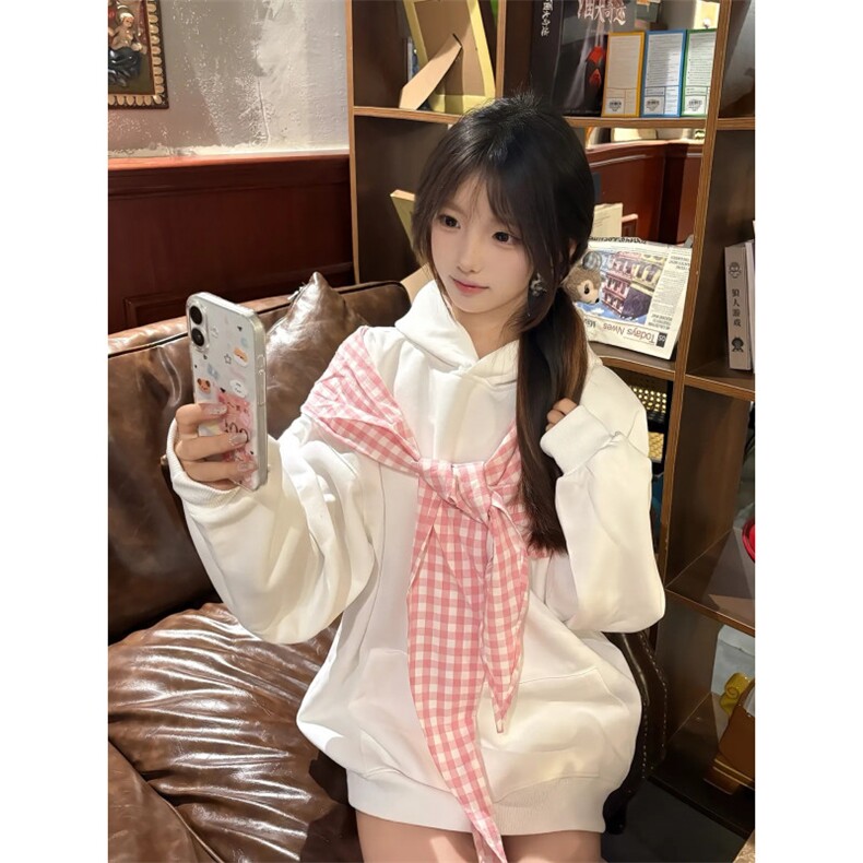 【有货】WY904CC-特P48 设计感蝴蝶结连帽卫衣 男女同款图片