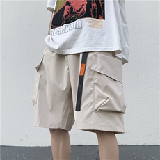 米白色