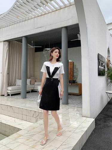 新款拼接连衣裙跑量的价格欧货的质感，女装连衣裙，贻思茗