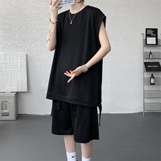 黑色