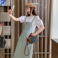 韩系减龄背带裙套装女2025春夏季新款少女感洋气上衣吊带裙两件套，女装套装/套裙，慧尚依恋