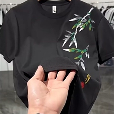 黑色
