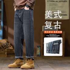 蓝黑色