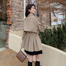 今年流行卡其色短款风衣女春秋2023年季新款小个子英伦风气质外套，女装风衣，2C037