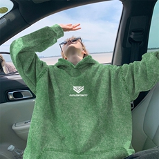 绿色
