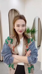现货针织外套图片