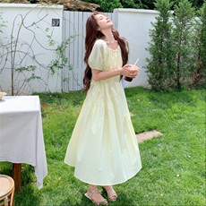 法式小清新连衣裙女2025夏季新款温柔风时尚气质显瘦泡泡袖连衣裙，女装连衣裙，2C227