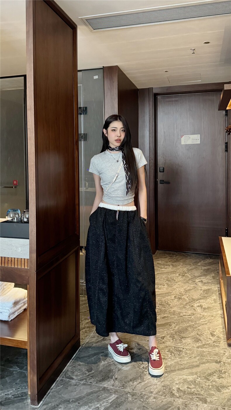 2025时尚百搭小香风花瓣裙,女装半身裙,湘姗