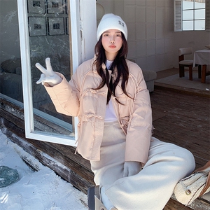 新中式国风盘扣羽绒服女冬2024新款甜美风减龄超好看白鸭绒面包服图片
