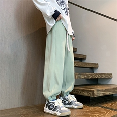 绿色