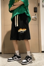 2025夏季港风休闲印花破洞宽松五分裤B266-DK03-P30，男装牛仔裤，星座B257-1