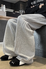 运动风秋冬宽松垂感休闲裤男秋冬潮流休闲宽松设计感卫裤特P52，男装休闲裤，电商B319